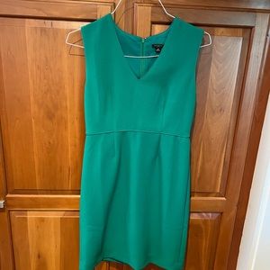Ann Taylor Green sleeveless dress size 4P
